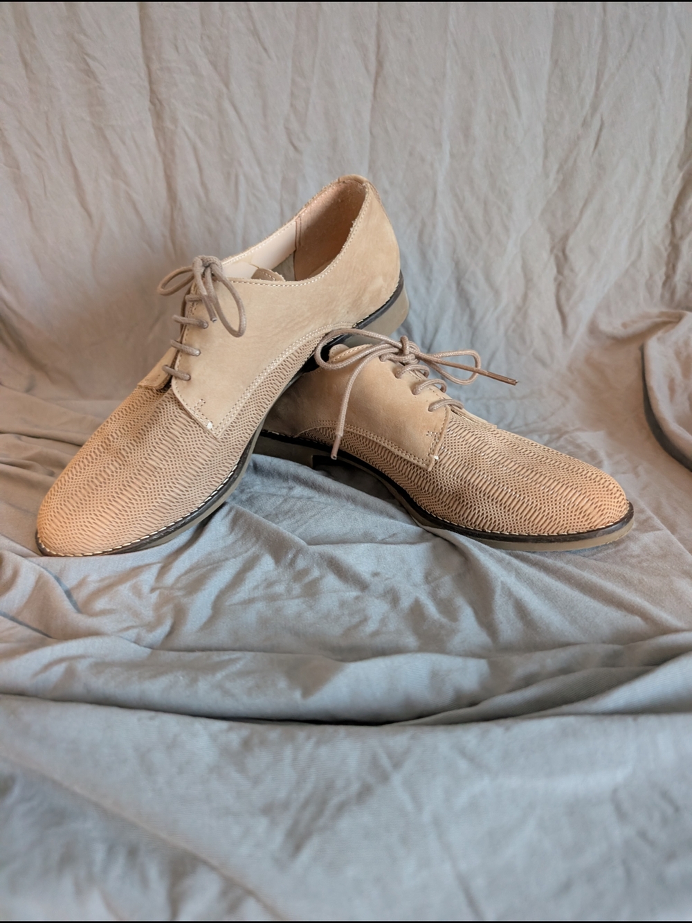 Suede Lace-Up Oxford in Beige